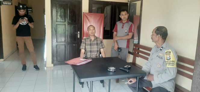 
 Tim penilai lomba kebersihan Mako  dalam rangka memperingati HUT Bhayangkara ke-79, disambut personil Polsek Ponre