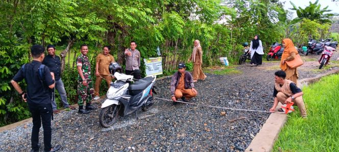 
 Bhabinkamtibmas Hadiri Kegiatan Monitoring dan Evaluasi Dana Desa Tahap I di Desa Usto