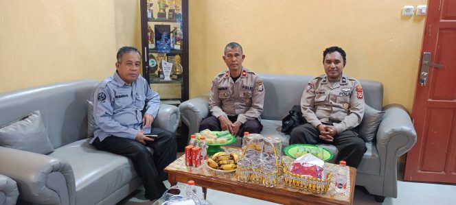 
 Wakapolsek Tellu Siattinge Sambang dan Berdialog Bersama Kepala SMA Negeri 14 Bone