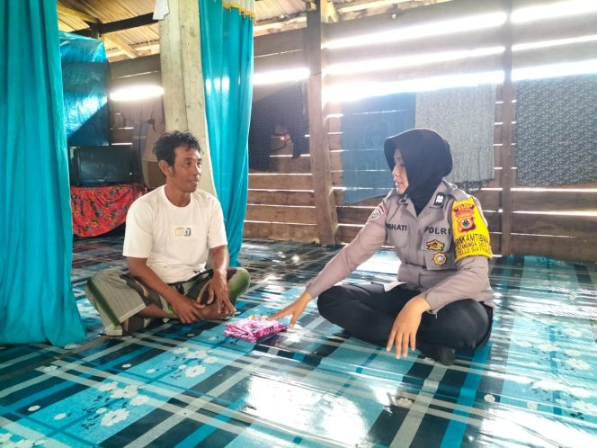 
 Ibu Bhabin ini Bangun Silaturahmi Warga dan Polri dan Bahas Persoalan Kamtibmas