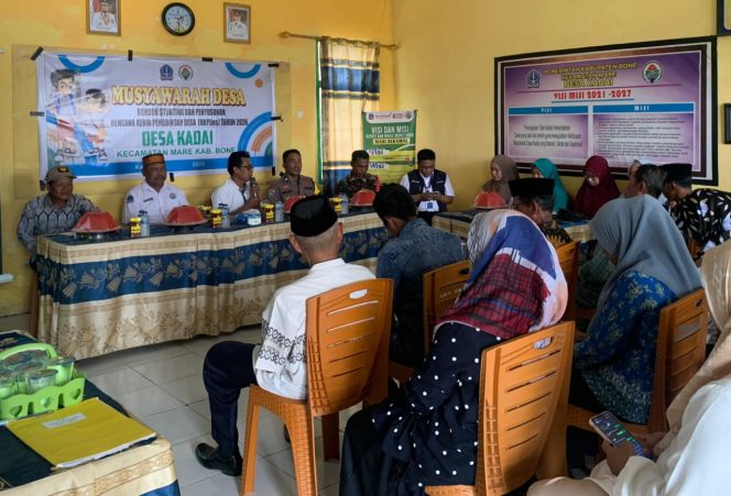 
 Bhabinkamtibmas Hadiri Musdes RKPDes dan Rembuk Stunting, Wujud Dukungan Polri Terhadap Pembangunan dan Kesehatan Masyarakat