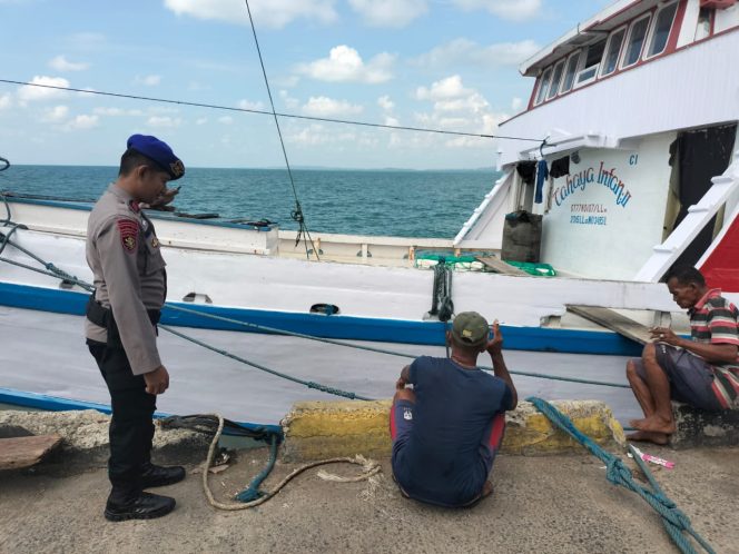 
 Personil Satpolairud Polres Bone Sapa Pemancing Dan Beri Himbauan Ka