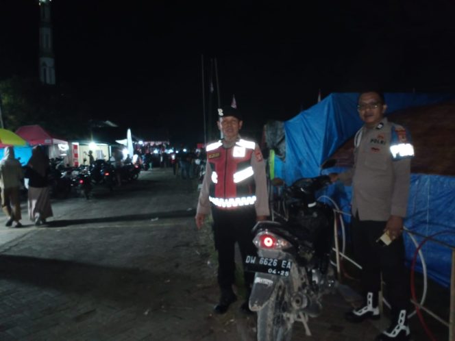 
 Kanit Samapta Polsek Tellu Siattinge Sigap Lakukan Patroli, Pantau Kegiatan Masyarakat