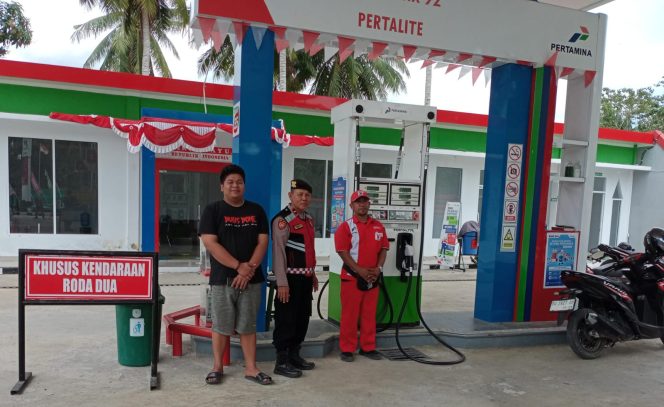 
 Cegah Gangguan Kamtibmas, Personil Polsek Tellu Siattinge Patroli dan Beri Imbauan Kamtibmas