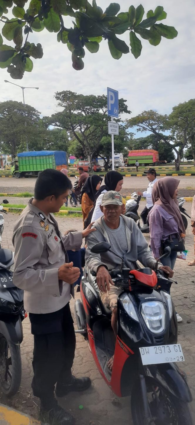 
 DiRumpdoor Kapal, Temui Pengemudi Dan Lakukan Pemeriksaan Kendraan