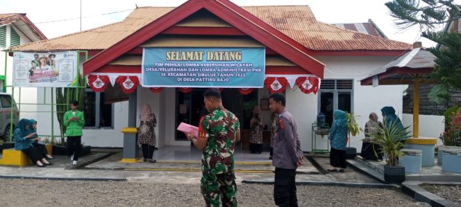 
 Polsek dan Koramil Sibulue Jadi Juri Lomba Kebersihan Antar Desa