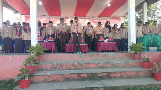
 Kapolsek Mare Hadiri Upacara Hari Pramuka di Lapangan Sepak Bola Kecamatan Mare