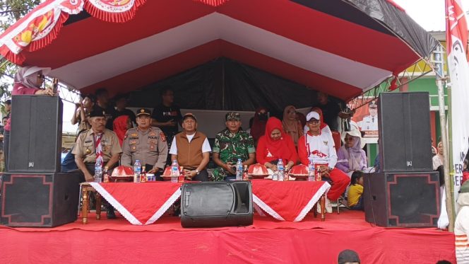 
 Lomba Gerak Jalan Indah Semarakkan HUT RI ke-80 di Kecamatan Sibulue