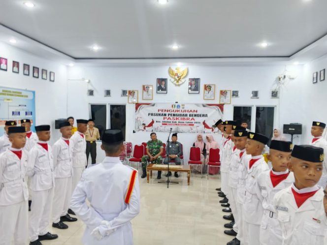 
 Kapolsek Sibulue Hadiri Pengukuhan Paskibra Kecamatan Sibulue Tahun 2025
