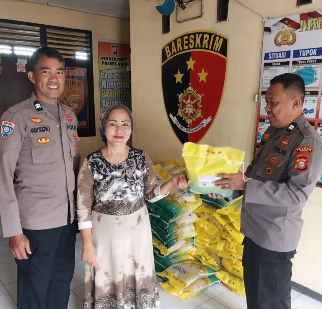 
 Gerakan Pasar Murah Polsek Mare, Solusi Pangan Terjangkau Untuk Masyarakat
