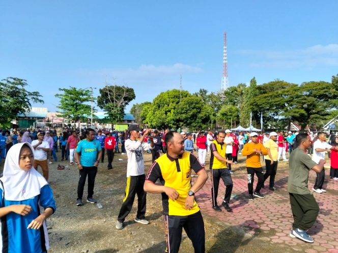 
 Kapolsek Mare Bersama Anggota Hadiri Senam Sehat Bersama Forkopincam