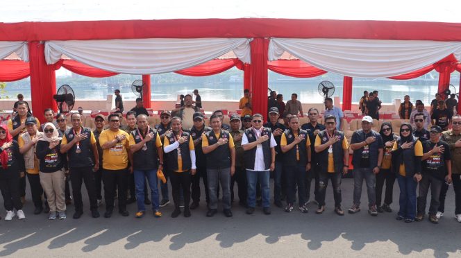 
 Kapolda Sulsel Hadiri Pelepasan Peserta Merdeka Off Road Peduli Seri IV