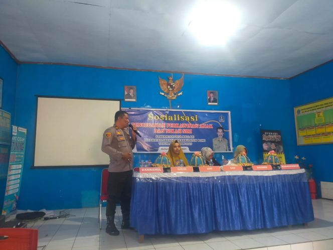 
 Wakapolsek Awangpone Sosialisasi Pencegahan Perkawinan Anak dan Nikah Siri di Desa Mallari