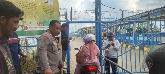 
 Keberangkatan Kapal, Personil Lakukan Pelayanan Dan Pengamanan