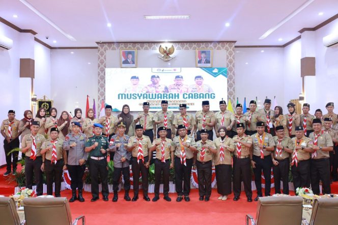
 Bupati Bone Terpilih Jadi Ketua Kwarcab, Kapolres Bone Hadiri Muscab Gerakan Pramuka 2025