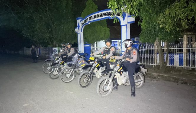 
 Jaga Kamtibmas Aman di Kota Watampone, Personil Sat Samapta Polres Bone Tingkatkan Patroli KRYD di Malam Hari