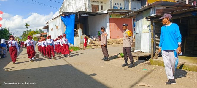 
 Personil Polsek Kahu Laksanakan Pengamanan Jalan Santai Lapangan Palattae