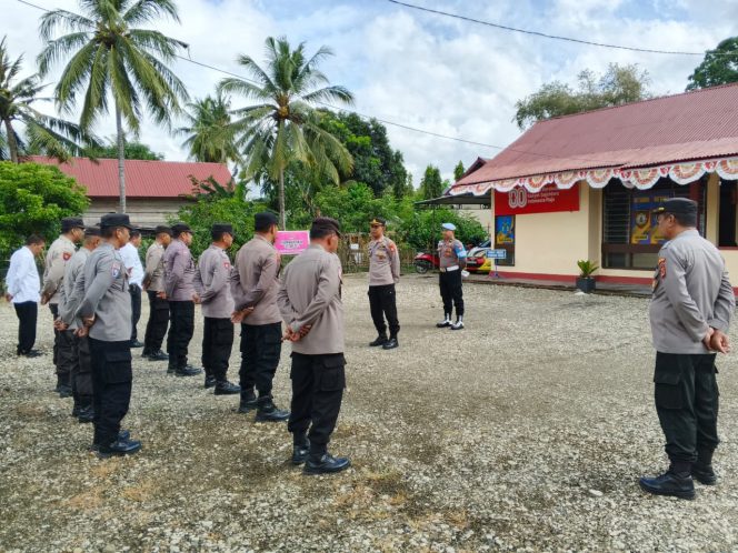 
 Kapolsek Awangpone Berikan Arahan Terkait Penggalangan PAM Swakarsa