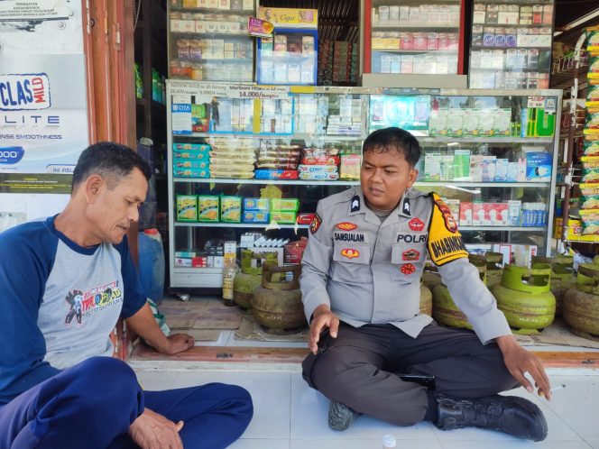 
 ‎Lakukan DDS, Bhabinkamtibmas Ajak Warga Jaga Kamtibmas