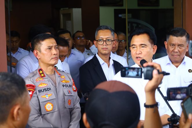 
 Polda Sulsel Terima Kunjungan Menko Kumham Imipas, Pastikan Penanganan Tahanan Kasus Demo Sesuai HAM