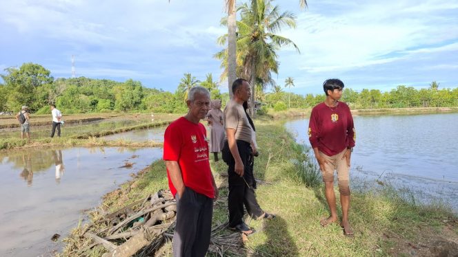 
 Aipda Bismar  Lakukan Mediasi Warga ,Ta Lupa Titip Pesan Kamtibmas , Guna Cegah Kriminalitas, Polsek Tonra , Polres Bone