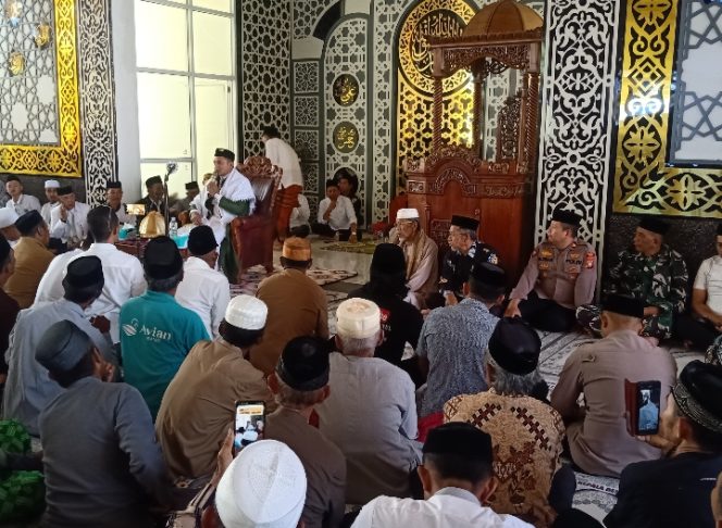 
 Peringatan Maulid Nabi Muhammad SAW di Masjid Istiqbal Berlangsung Khidmat dan Meriah