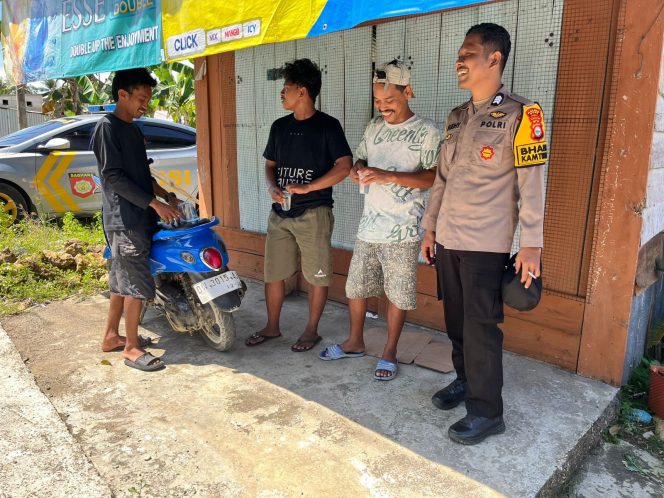 
 Brigpol Rudianto Bangun Kedekatan Melalui Sambang di Desa Binaan