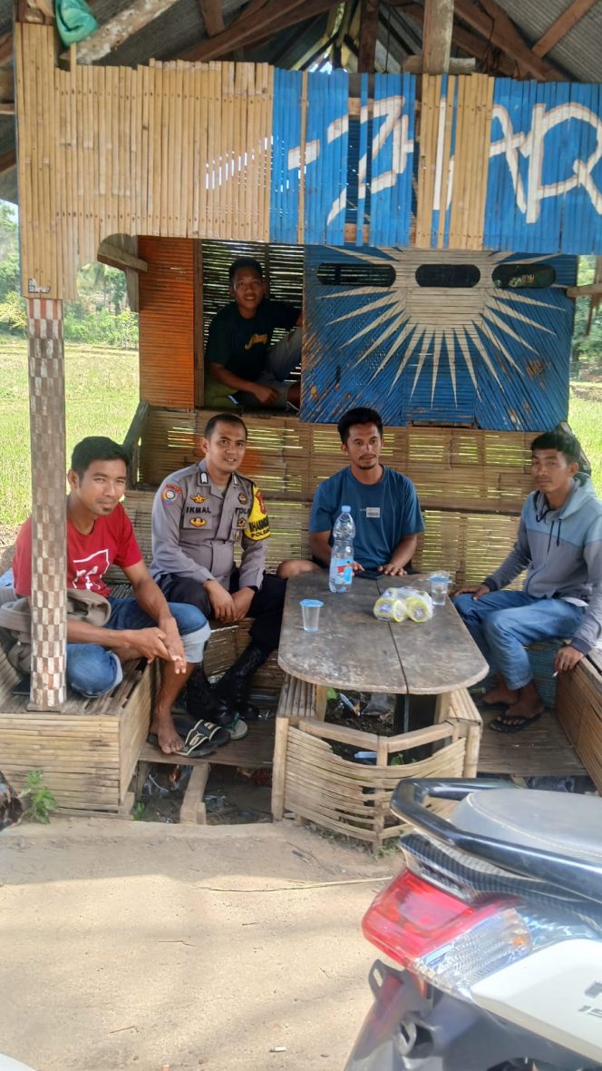 
 Sambangi Warga Binaan, Bhabinkamtibmas Bripka Ikmal Berikan Himbauan dan Pesan Kamtibmas