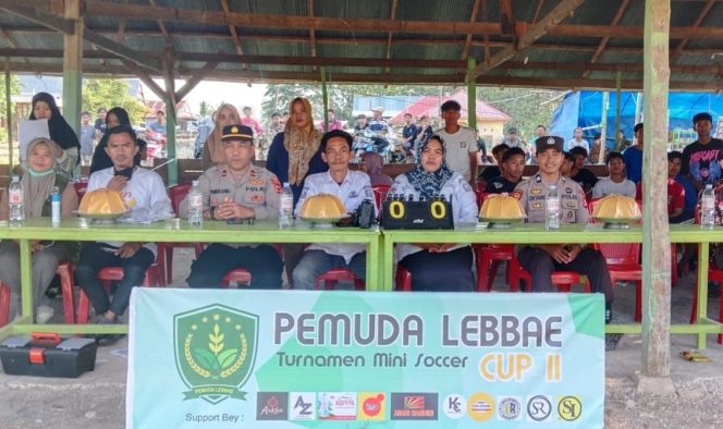 
 Wakapolsek Ajangale Hadiri Pembukaan Turnamen Mini Soccer Cup II Desa Lebbae dalam Rangka Pesta Panen