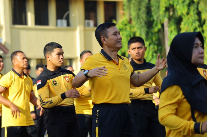 
 Polda Sulsel Gelar Olahraga Bersama dalam Rangka HKGB ke-73 Tahun 2025