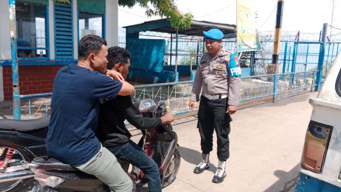 
 Keberangkatan Kapal, Personil Lakukan Pelayanan Dan Pengamanan