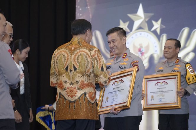 
 Tiga Tahun Berturut-Turut Raih Penghargaan Nasional, Kapolda Sulsel Irjen Pol. Rusdi Hartono Bukti Nyata Kepemimpinan Berintegritas