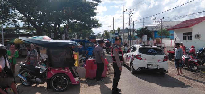 
 Polsek Ajangale Tingkatkan Keamanan, Kanit Samapta Patroli di Pasar Tradisional