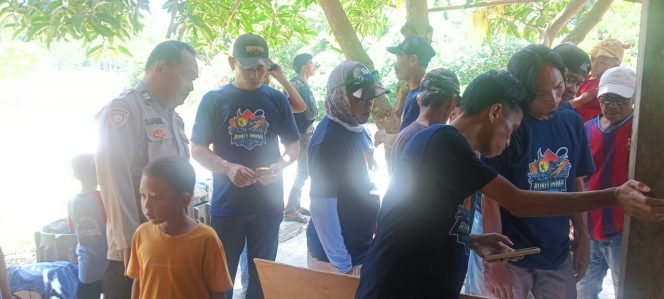 
 Polsek Awangpone Pengamanan Lomba Mancing Ikan Di Desa Kading Kecamatan Awangpone