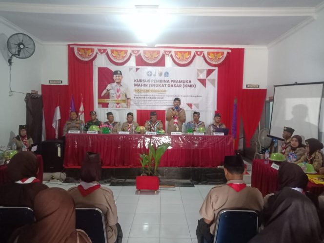 
 Bhabinkamtibmas Polsek Sibulue Hadiri Pembukaan Kursus Pembina Pramuka Mahir Tingkat Dasar (KMD)