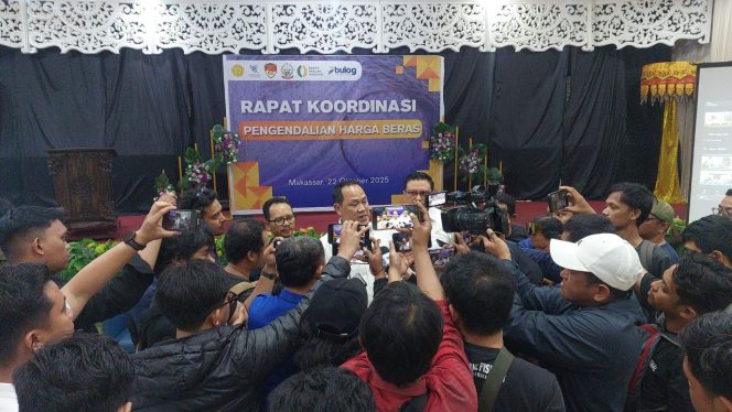 
 Polda Sulsel Gelar Rapat Koordinasi Satgas Pengendalian Harga Beras
