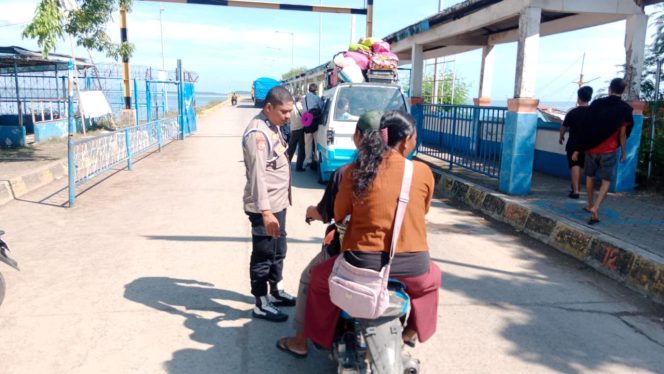 
 Keberangkatan Kapal, Personil Lakukan Pelayanan Dan Pengamanan