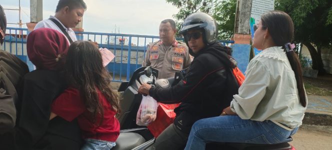 
 Beri Pelayanan Lakukan Pengamanan Saat Proses Pemuatan, Pastikan Rasa Aman Kepada Pengguna Jasa