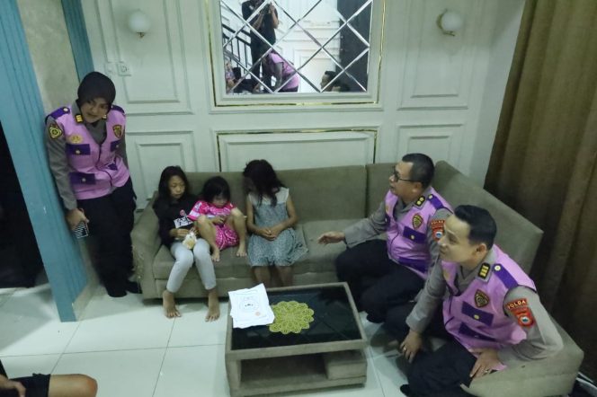 
 Biro SDM Polda Sulsel Lakukan Pendampingan Psikologi kepada Korban Penculikan Anak di Makassar