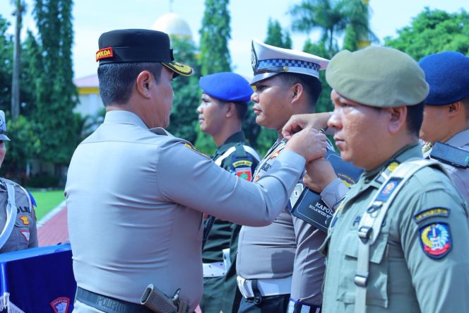 
 Kapolda Sulsel Pimpin Apel Gelar Pasukan Operasi Zebra Pallawa 2025