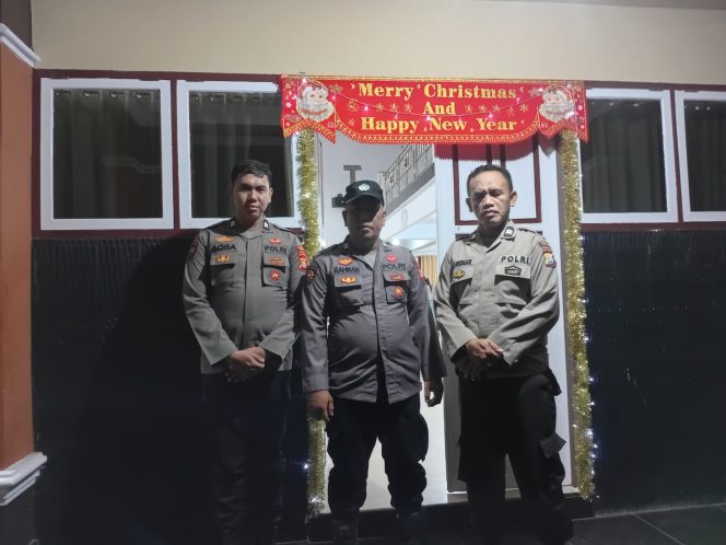 
 Pengamanan Ketat, Ibadah Natal 2025 PKBGT Jemaat Watampone Berjalan Kondusif