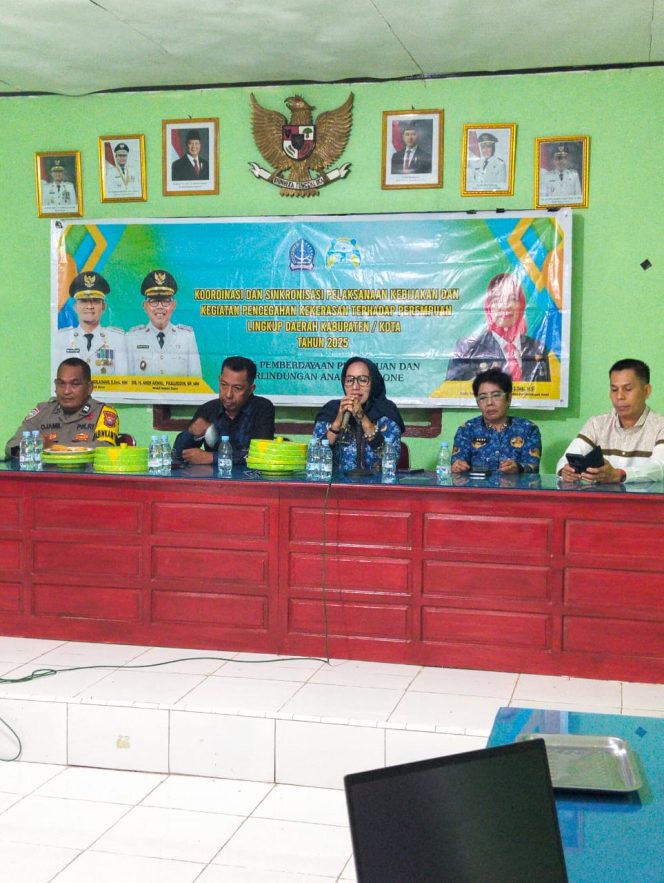 
 Polsek Awangpone Koordinasi dan Sinkronisasi Pencegahan Kekerasan terhadap Perempuan Tahun 2025 di Desa Carigading