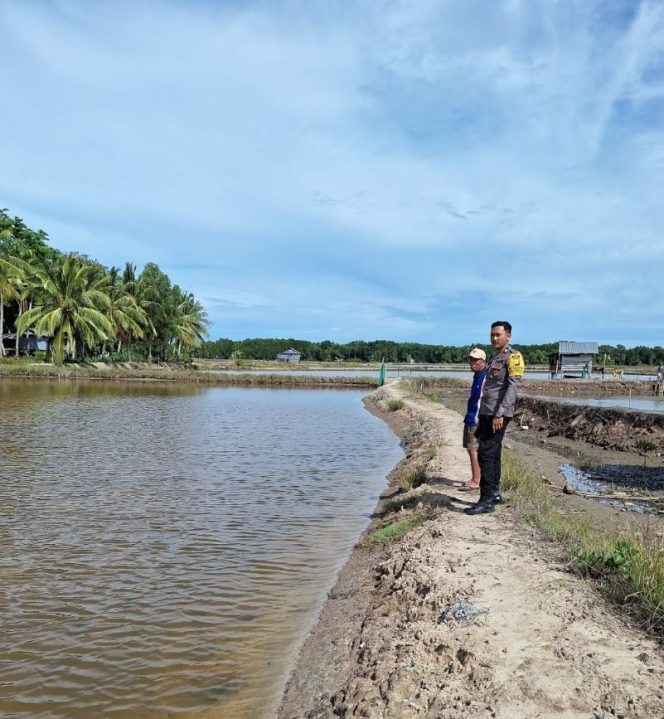 
 Briptu Sudirman DDS Pada Warga ,Titip Pesan Kamtibmas ,Polres Bone