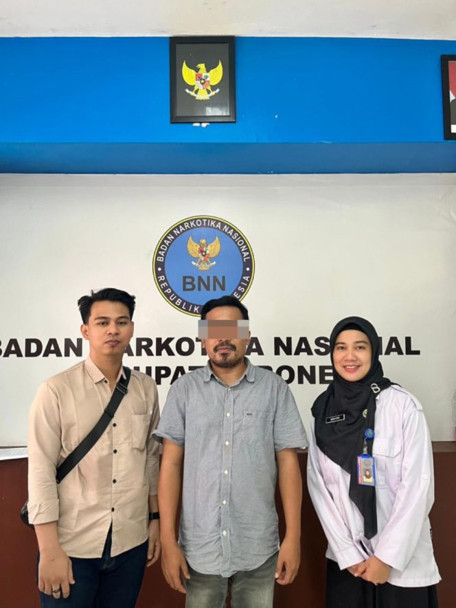
 Penuhi Syarat Restorative Justice, Pelaku Penyalahgunaan Narkotika Diserahkan ke BNNK Bone