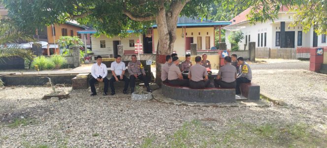 
 Kapolsek Awangpone Pimpin Anev Bulanan Kinerja Personel Awal Bulan Januari 2026