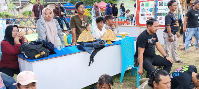 
 Personil Polsek Awangpone Laksanakan Pengamanan Turnamen Mini Soccer Carigading Cup I Tahun 2026