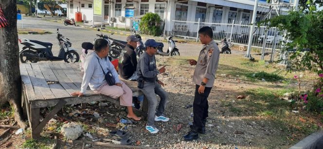 
 Temui Pengemudi, Pastikan Administrasi Pelayaran Sesuai Prosedur