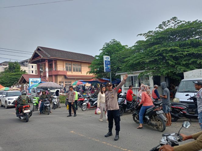 
 Polsek Awangpone Pengamanan Pasar Paccing Jelang Akhir Bulan Januari 2026
