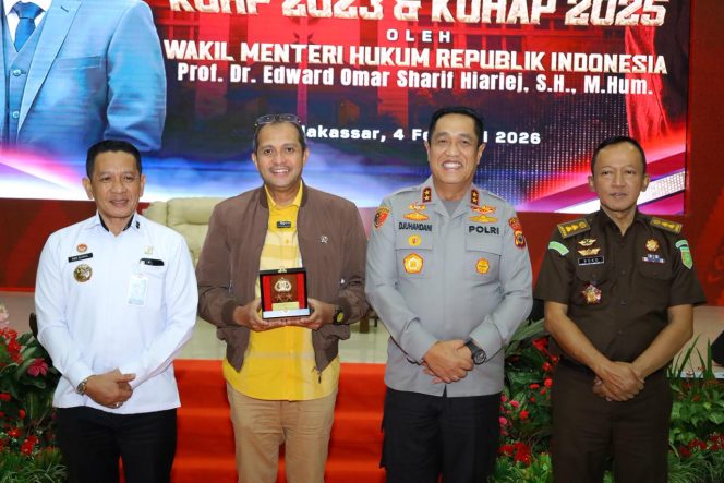 
 Polda Sulsel Gelar Sosialisasi KUHP 2023 dan KUHAP 2025 kepada Anggota Polri