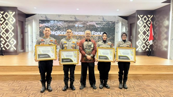
 Bidkeu Polda Sulsel Raih 4 Penghargaan dari Kementerian Keuangan